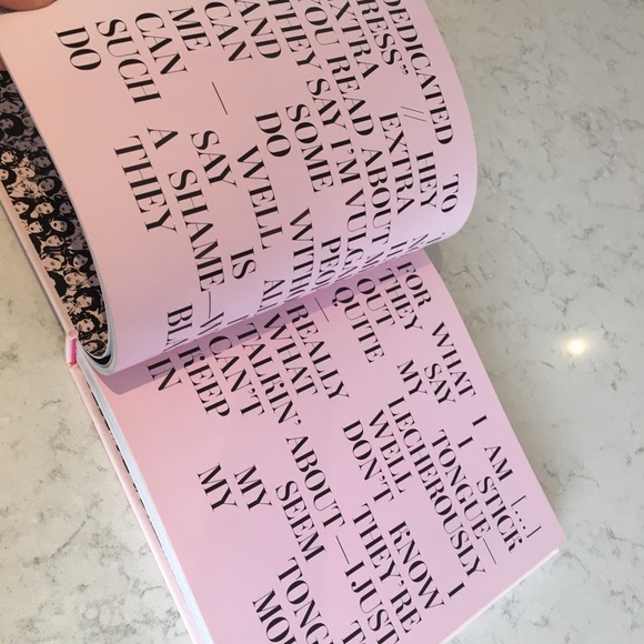 Pink coffee table book - Nasty Galaxy - Picture 7 of 7